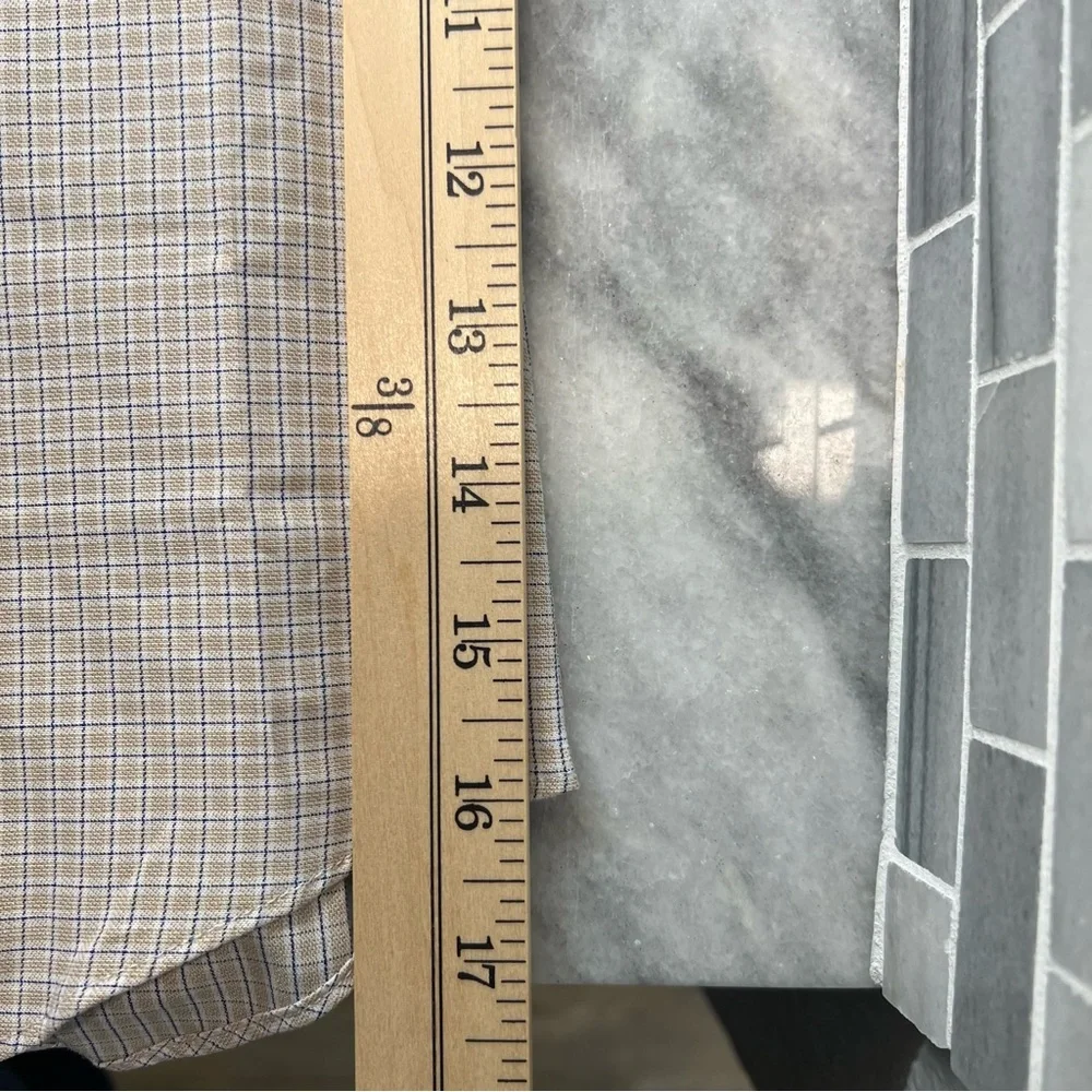 Tommy Hilfiger sophisticated tan